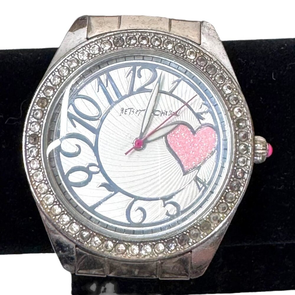 Betsey Johnson Womens Silver Toned Link Band Analog Watch Pink Heart Rhinestones